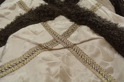 DaDa Bedding Classic Elegant Velvety Ribbons Quilted Coverlet Bedspread Set (YG1024Beige)