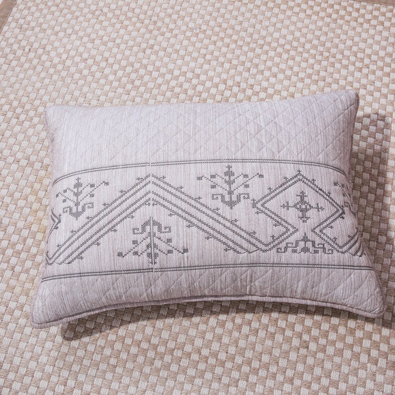 DaDa Bedding Whimsical Lavender Purple Grey Yarn Dyed Quilted King Pillow Sham, 20” x 36” (JHW866)